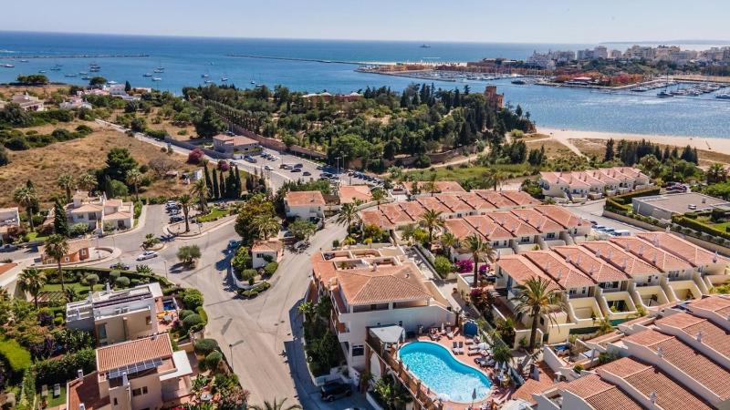 32 Vila castelo Casa Figueira - GREAT TOWNHOUSE - image 1