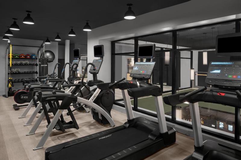 Moxy Houston Downtown - image 13