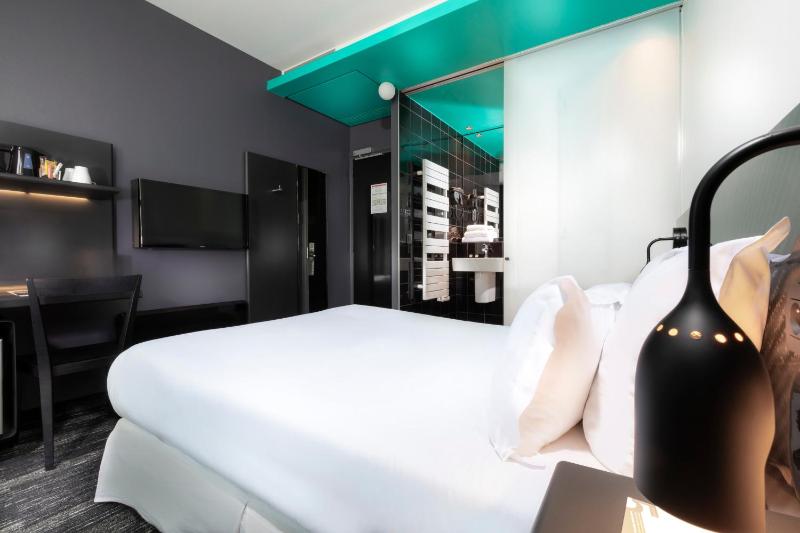 Comfort Double Room image 4