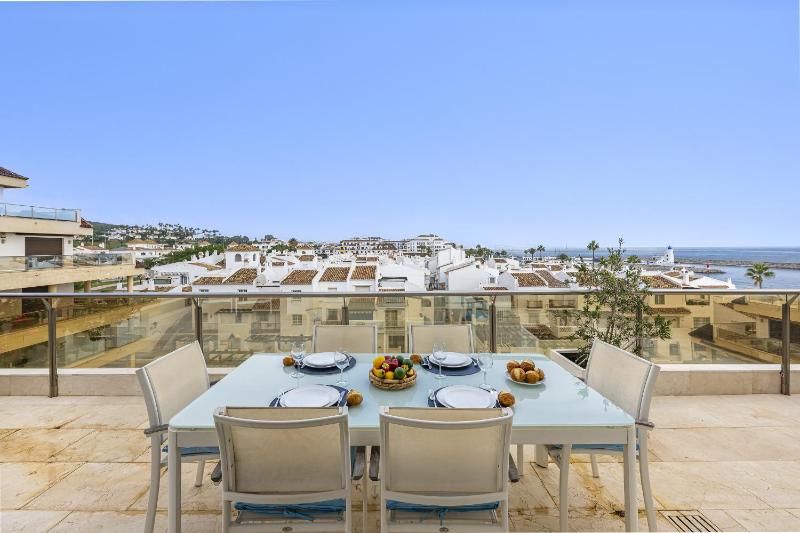 2218-Duplex Penthouse first line beach with sea view Manilva - image 35