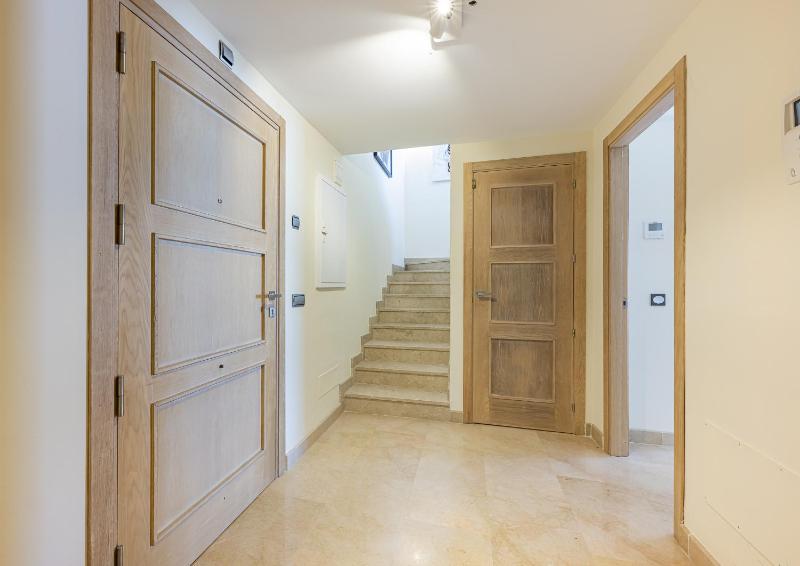 2218-Duplex Penthouse first line beach with sea view Manilva - image 3