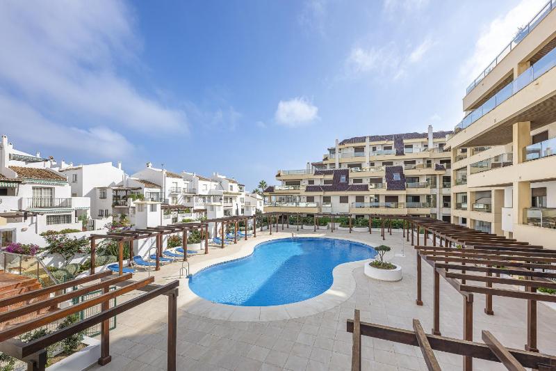 2218-Duplex Penthouse first line beach with sea view Manilva - image 36
