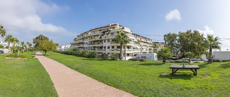 2218-Duplex Penthouse first line beach with sea view Manilva - image 10
