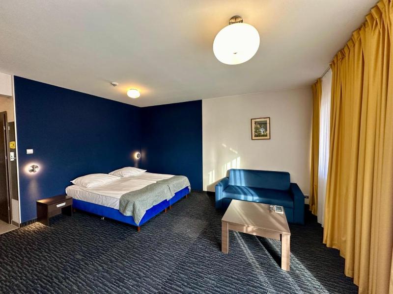 Standard Plus Room - 2 Single Beds image 3
