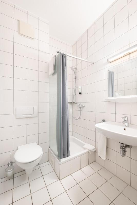 Economy Single Room image 4