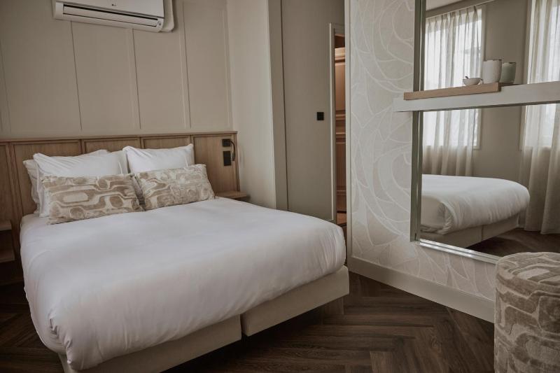 Single Room image 1