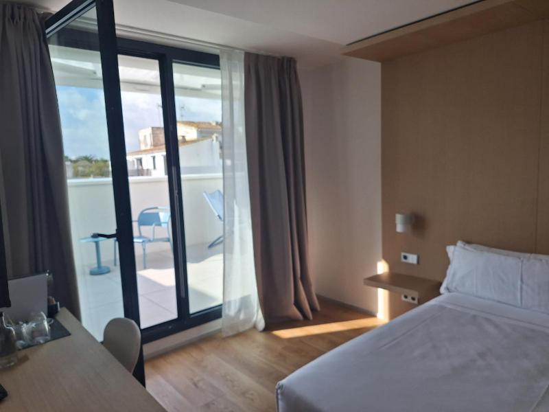 Alenti Sitges Hotel - image 35