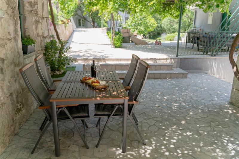 Apartment with Terrace image 4