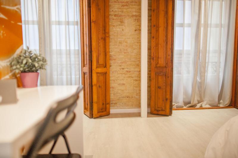 Host & Home - image 12