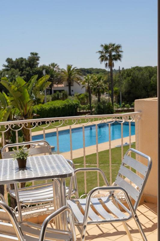 11 marinha - Two Bedroom Apt at Praia do Marinha - image 8