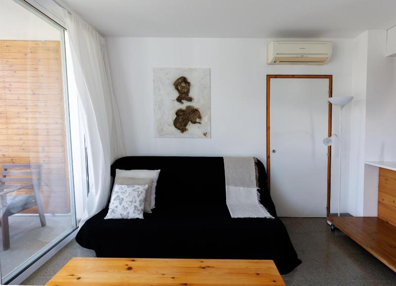 One-Bedroom Apartment - Upper Floor image 1