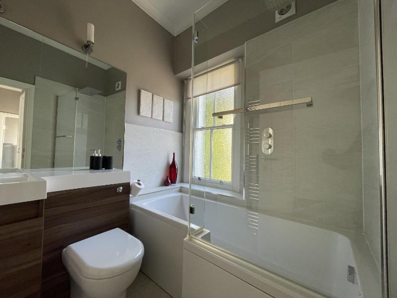 Bridge Cottage - image 2