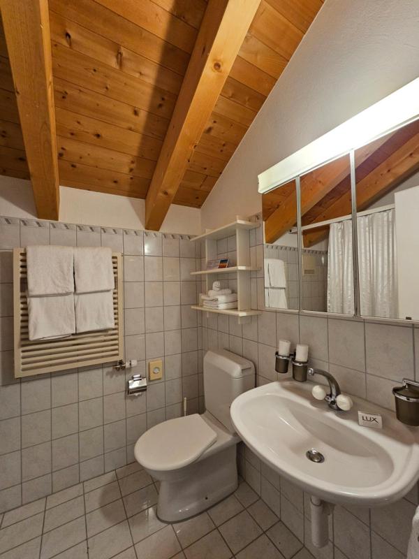 Superior Two-Bedroom Apartment image 3