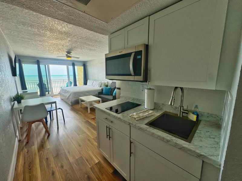 King Room with Sea View image 3