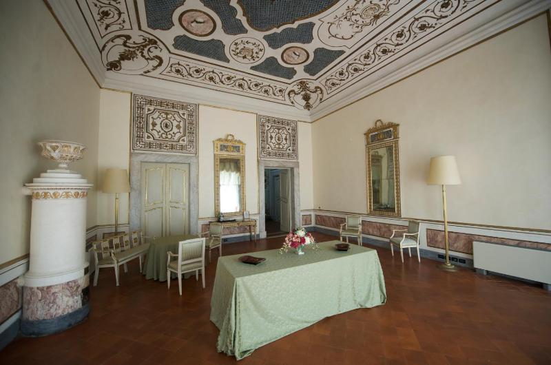 Palazzo Tucci Residenza d'epoca - image 48