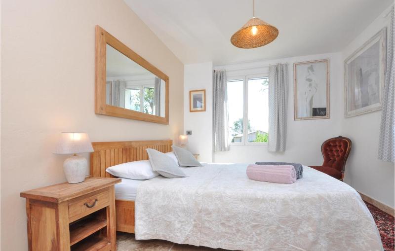 Lovely Home In Fréjus - image 3