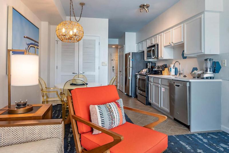 Three-Bedroom Suite image 3