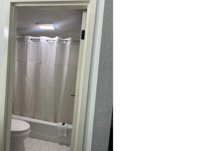 Budget Double Room image 2