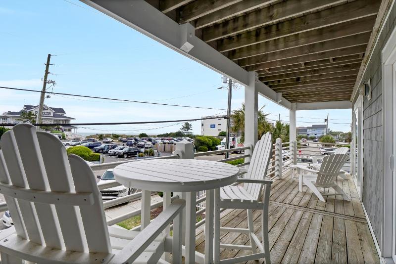 King Suite with Ocean View image 3