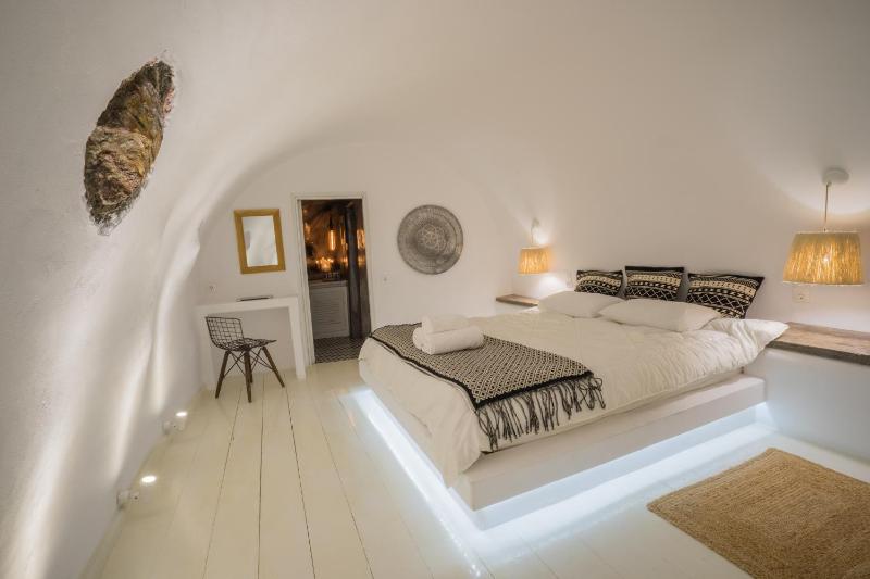 Gaia Suites - image 3