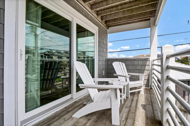 King Suite with Ocean View image 2