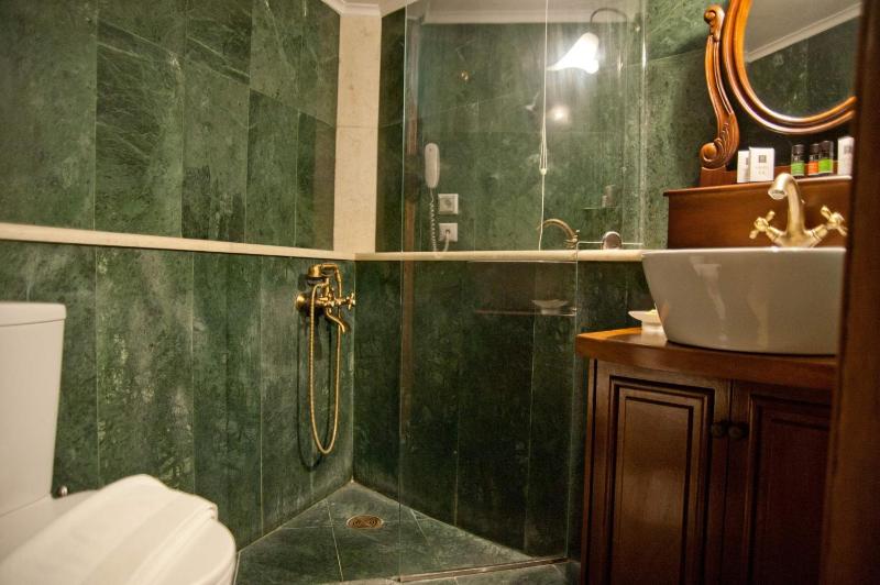 Triple Room image 4