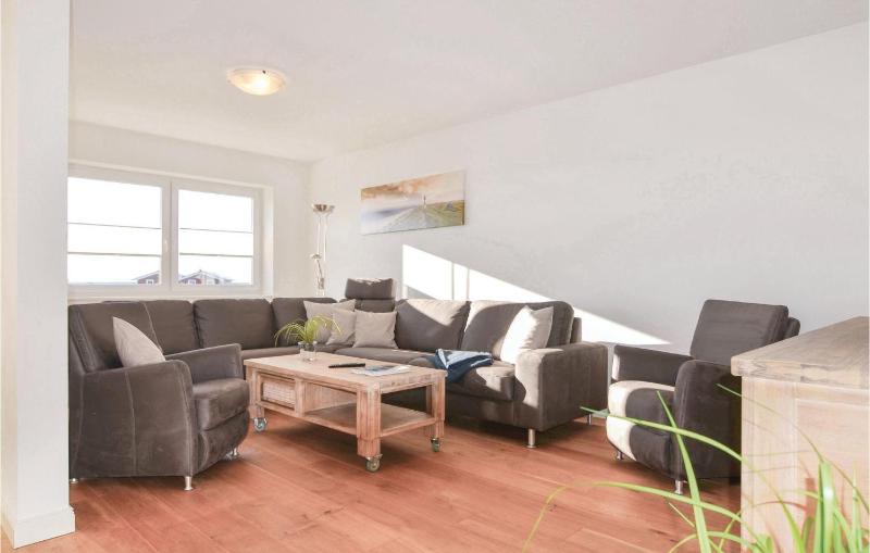 Four-Bedroom Apartment image 1