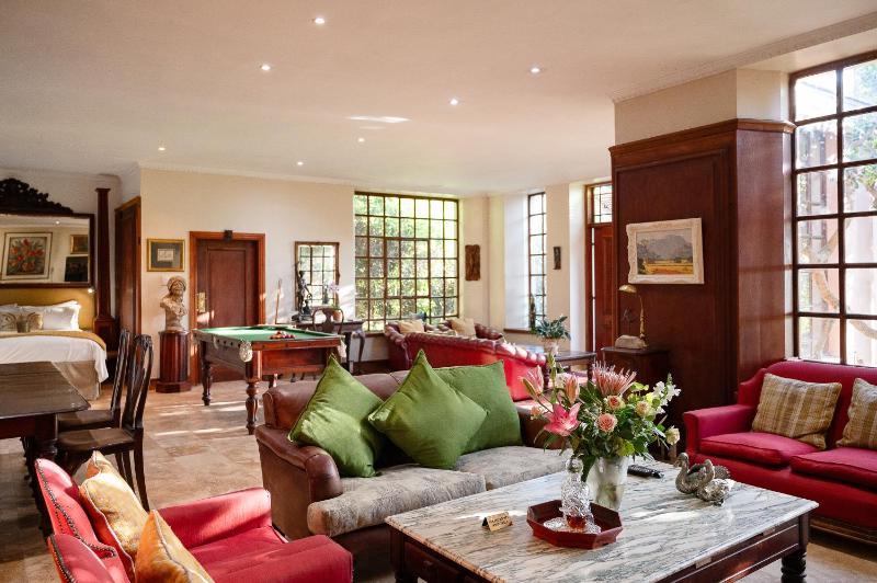 Kennedys Beach Villa - image 16