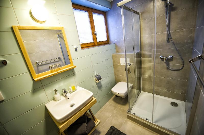 Double Room with Balcony image 3