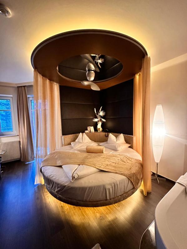 Superior Double Room image 1