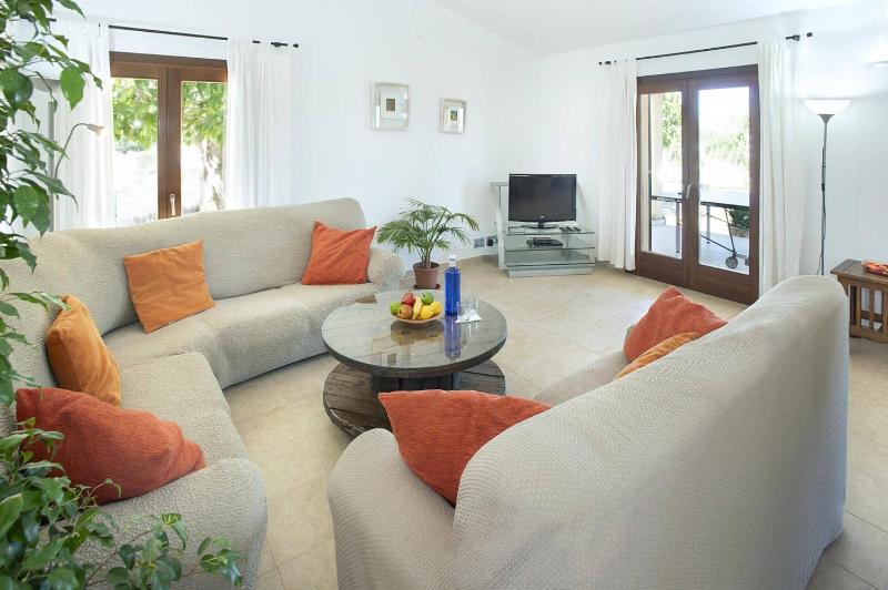 Villa Figueral by Villa Plus - image 2