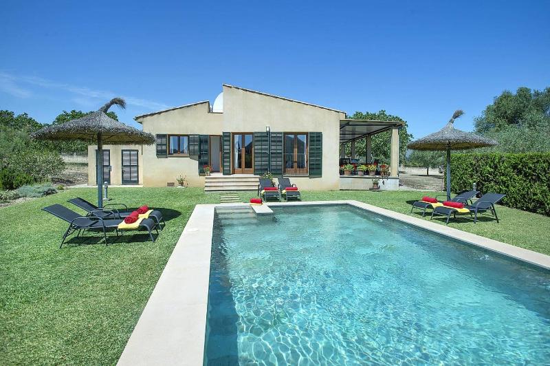 Villa Figueral by Villa Plus - image 5
