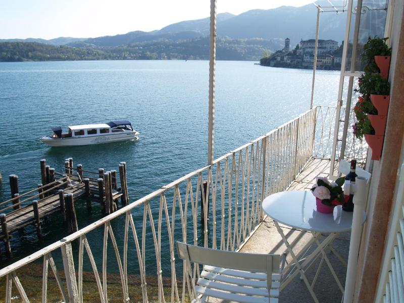 Apartment with Balcony image 2