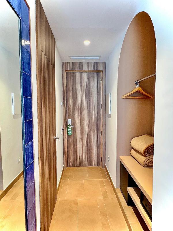 Standard Single Room image 3