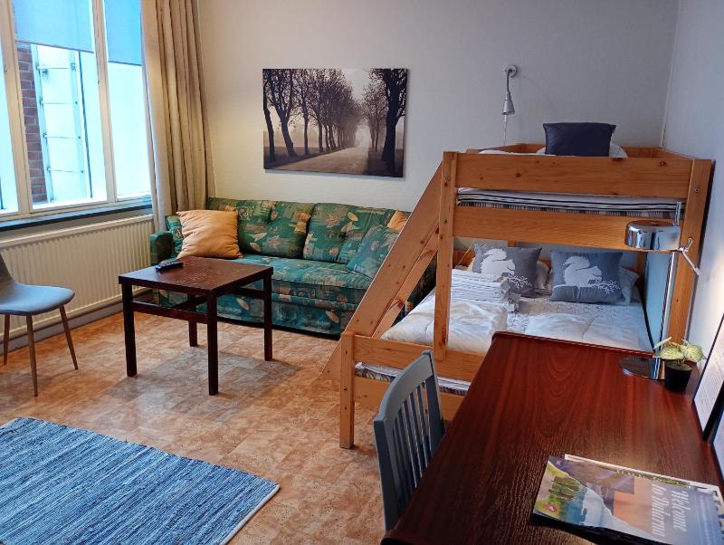 Family Room with Private Bathroom image 1