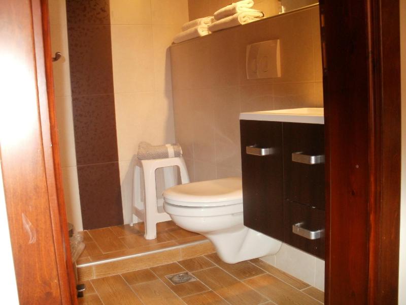 Irene Maisonettes - image 25