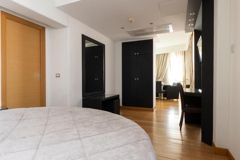 Suite image 4