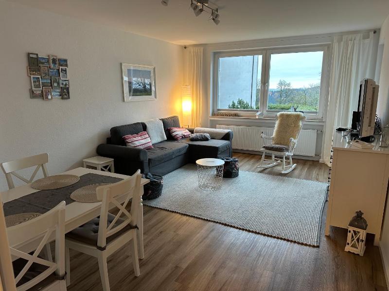 One-Bedroom Apartment image 2