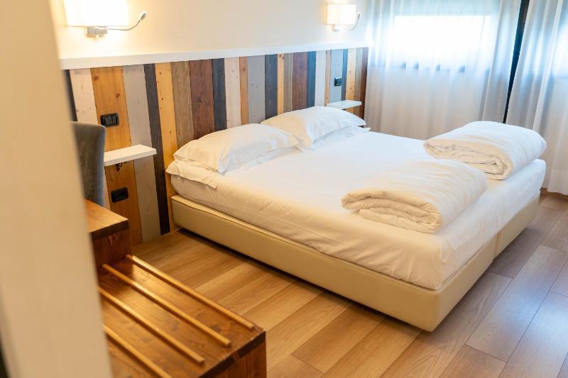 Double or Twin Room image 1