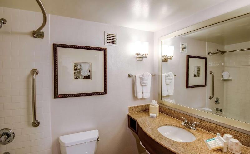 King Room image 2