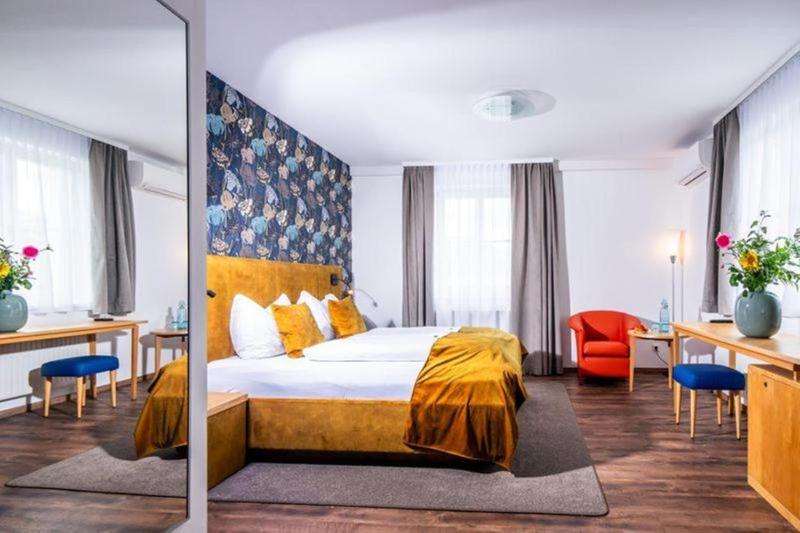 Triple Room image 1