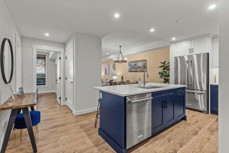 Stylishly Renovated Spring Creek Retreat - image 10