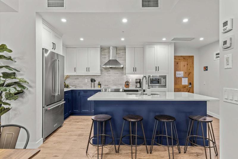 Stylishly Renovated Spring Creek Retreat - image 25