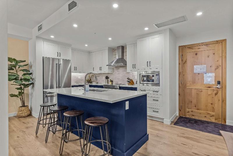 Stylishly Renovated Spring Creek Retreat - image 36