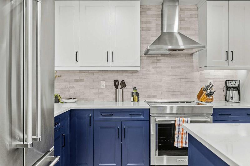Stylishly Renovated Spring Creek Retreat - image 34