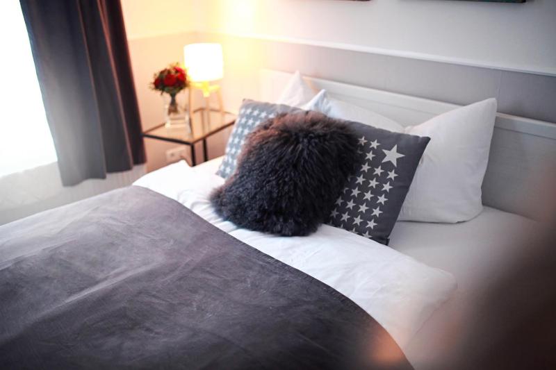 Deluxe Apartment image 1