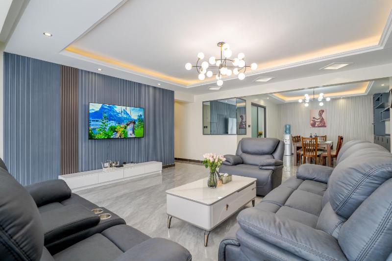 jacaranda homes - image 14
