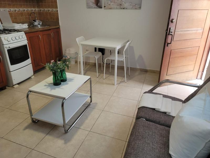 small apartment - image 4