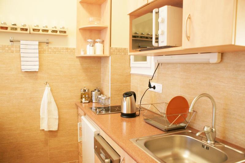 SuperCentral Apartment - image 15