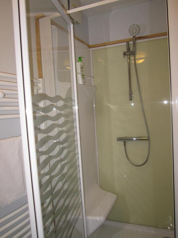 Double Room image 2